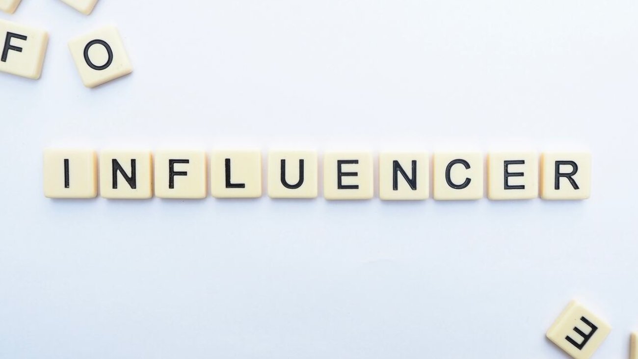 Influencer marketing in social media strategy